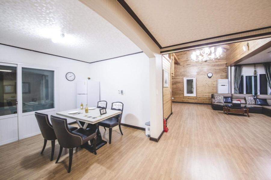 Sunyang Village Pension Jeju Ngoại thất bức ảnh
