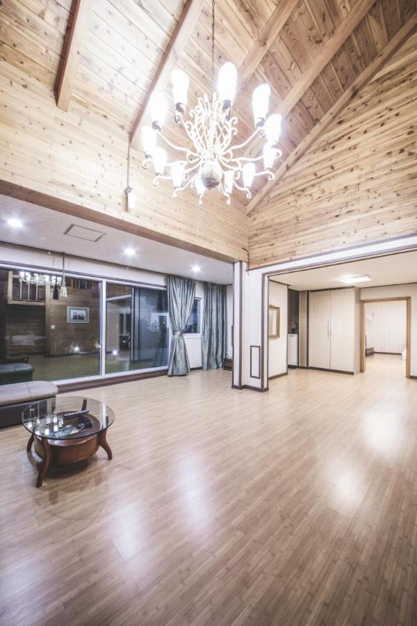 Sunyang Village Pension Jeju Ngoại thất bức ảnh